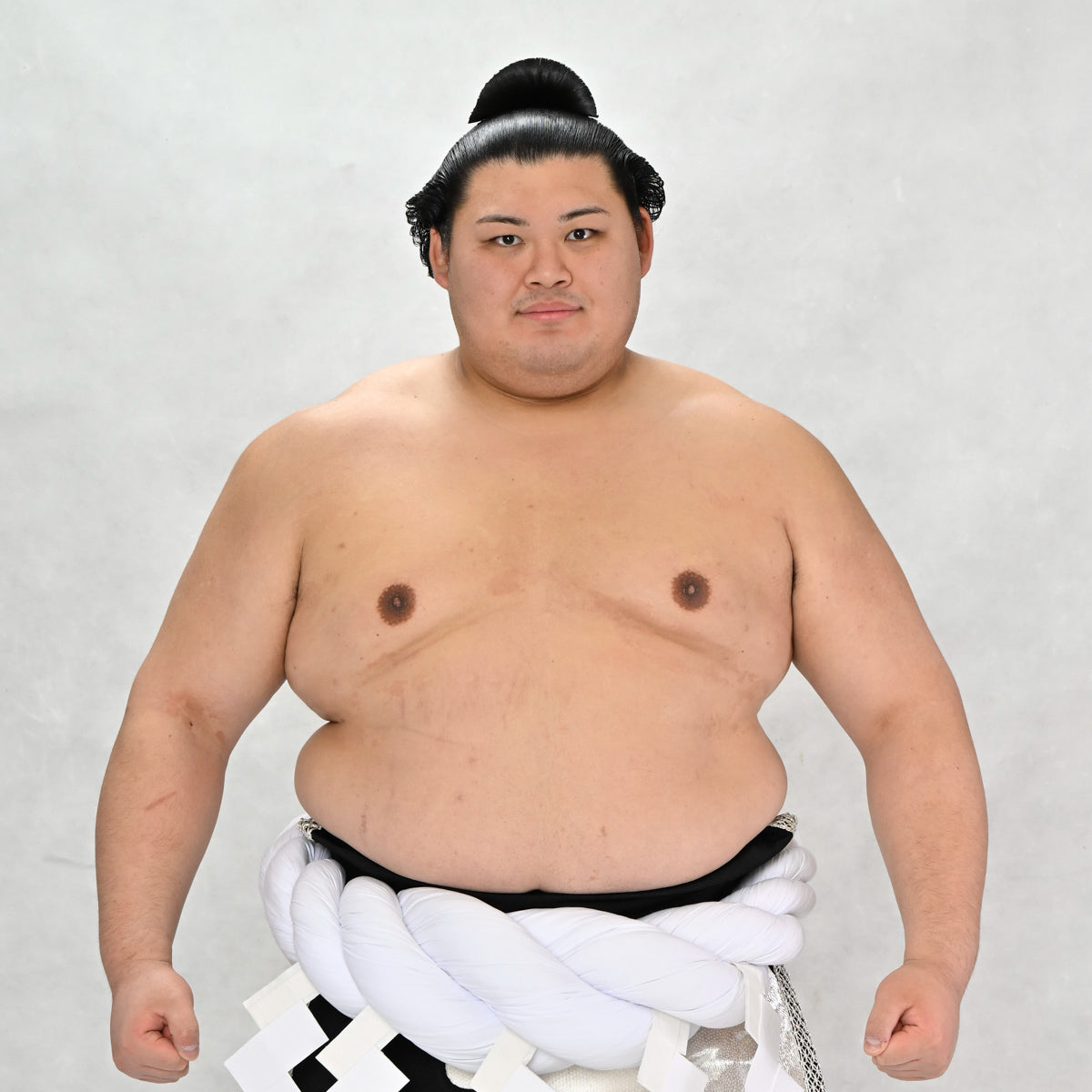 大の里